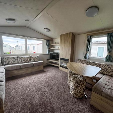 Lovely 6 Berth Caravan For Hire At Barmston Beach Holiday Park Ref 62062Hc Lund Buitenkant foto